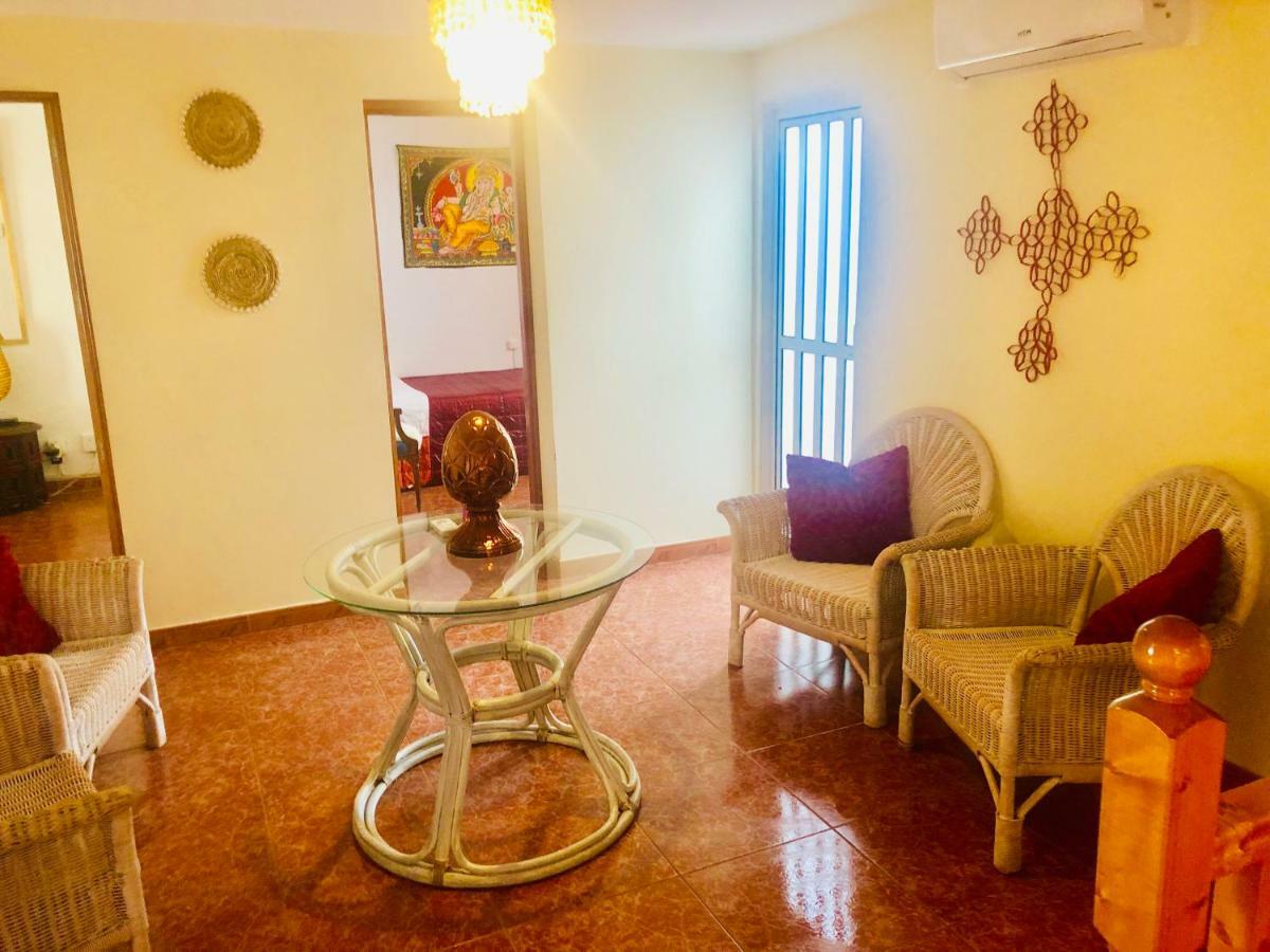 Gran Casa Con Terraza A 3 Min Playa Con Wifi - Rodeada De Servicios Roquetas de Mar Exterior photo